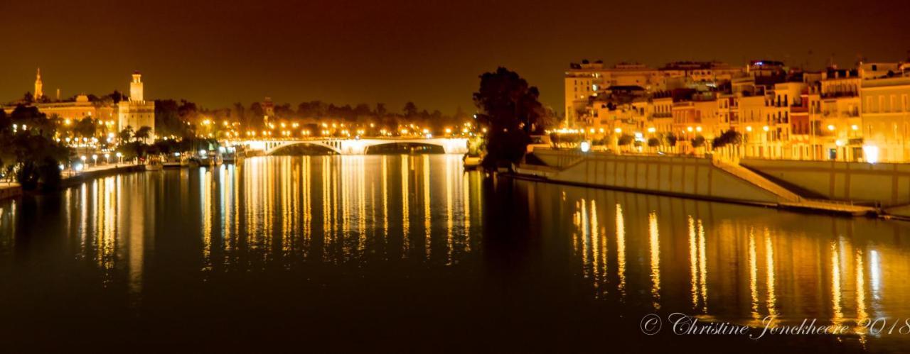 Apartamentos Rg Plaza De Espana Sevilla Eksteriør billede